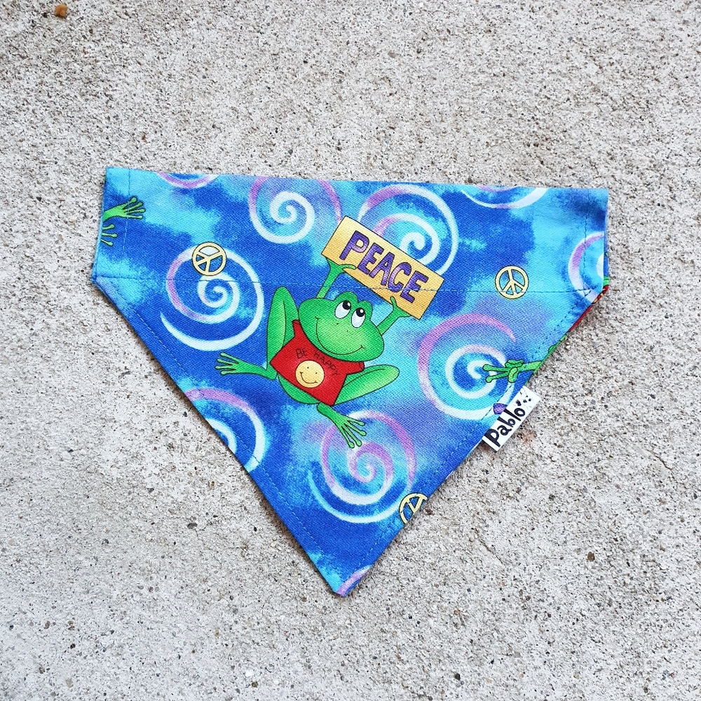 5 for $15 * Frogs Reversible Over The Collar Dog Bandana
